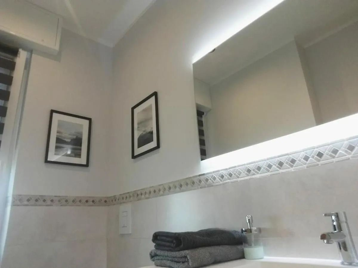 Sunny Terrace 2 Bedrooms Milan 0*,
