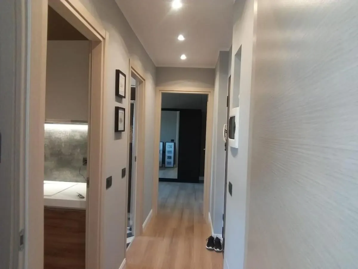 Sunny Terrace 2 Bedrooms Milan Italy
